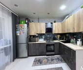 3-комн, 79кв м, этаж 1/5 Московская улица, 28 к2