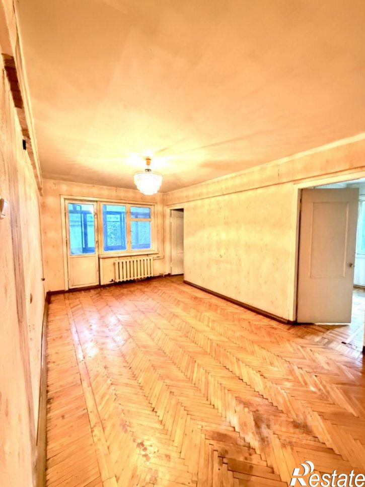 4-комн квартира Великий Новгород, улица Белова, 8