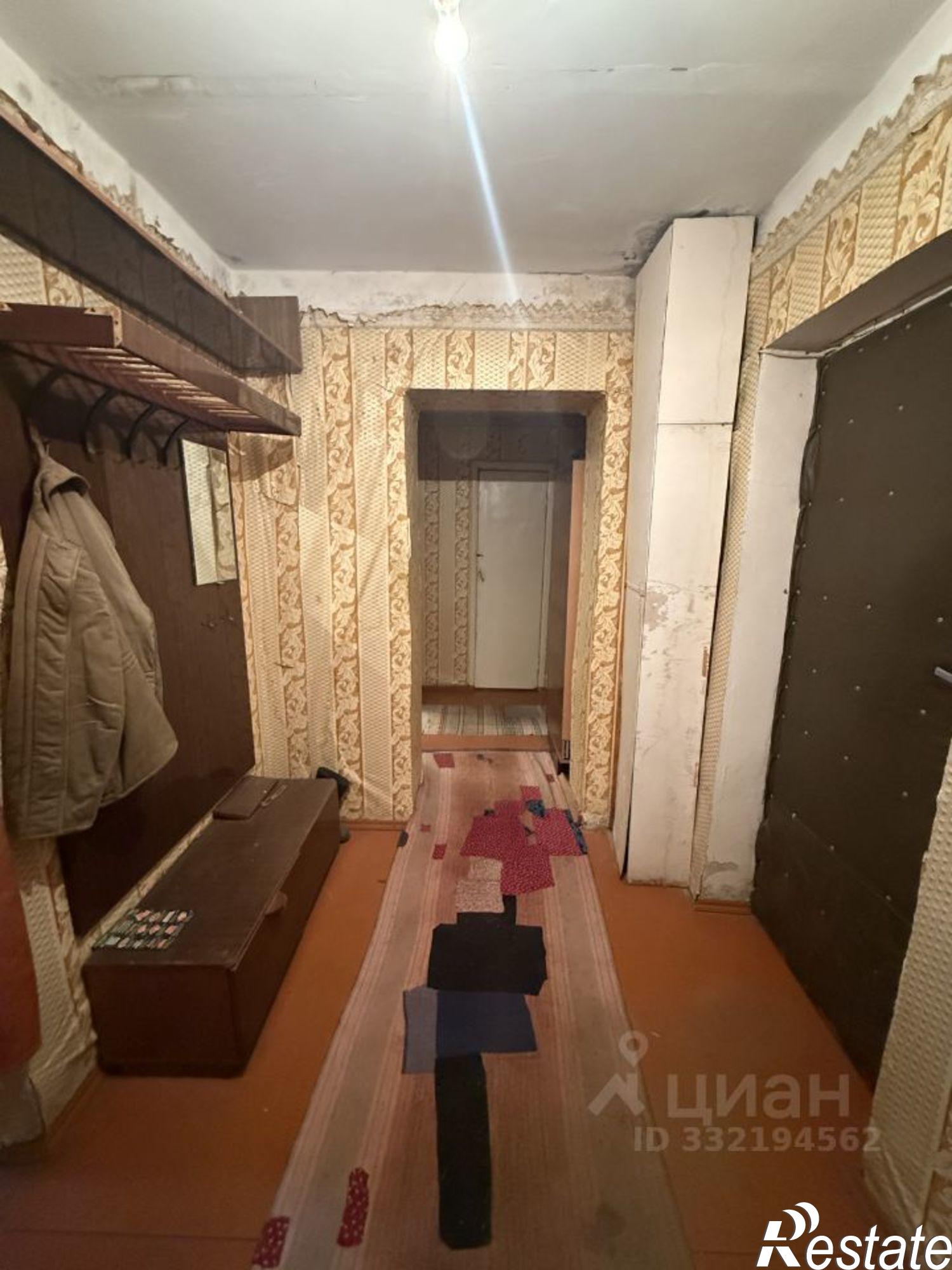 Купить комнату за 450 000 рублей на Чудово