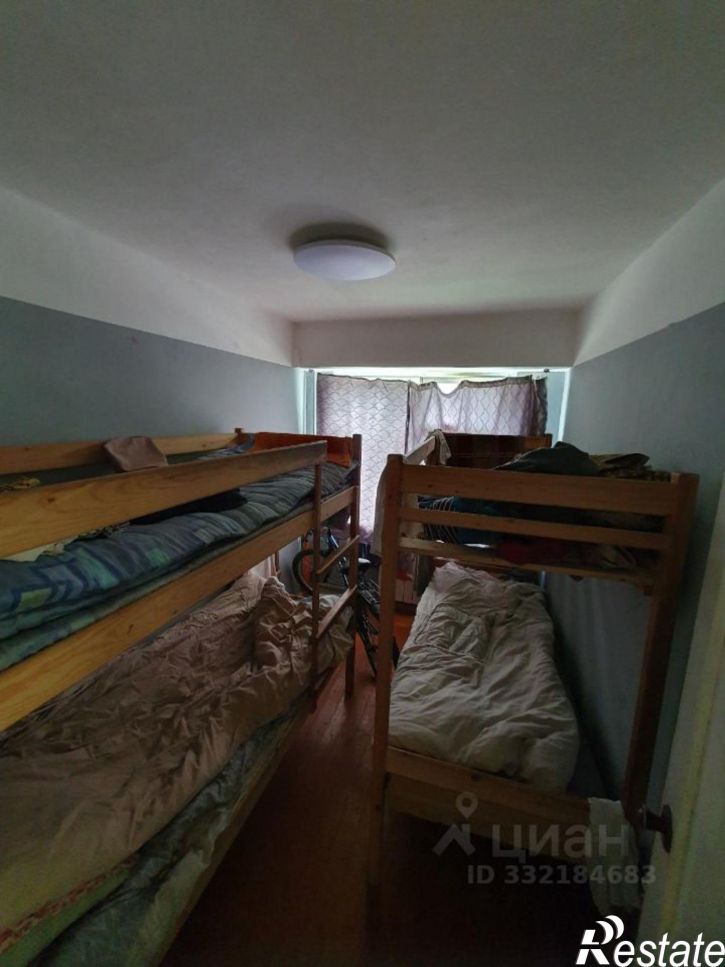 4-комн квартира ул Воцкая, 10,  д. 10