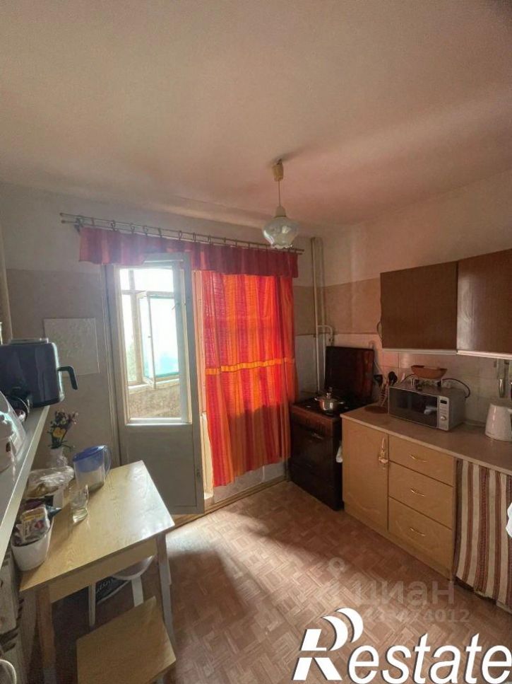 3-комн квартира улица Зелинского, 52 к1,  д. 52 к1